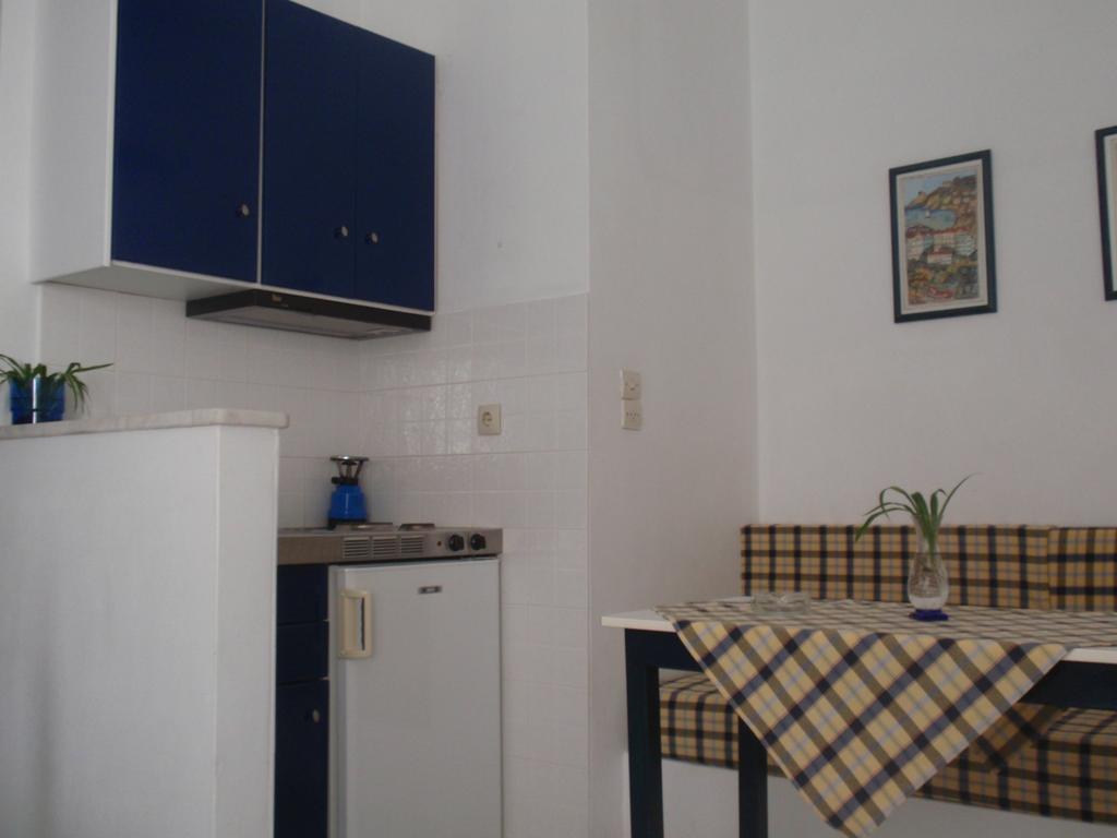 Nautilos Apartment Tinos Ruang foto